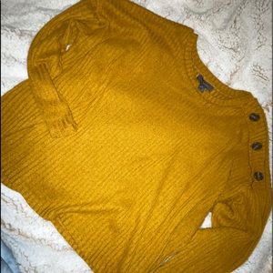 Size X-Large Mustard Yellow Sweater